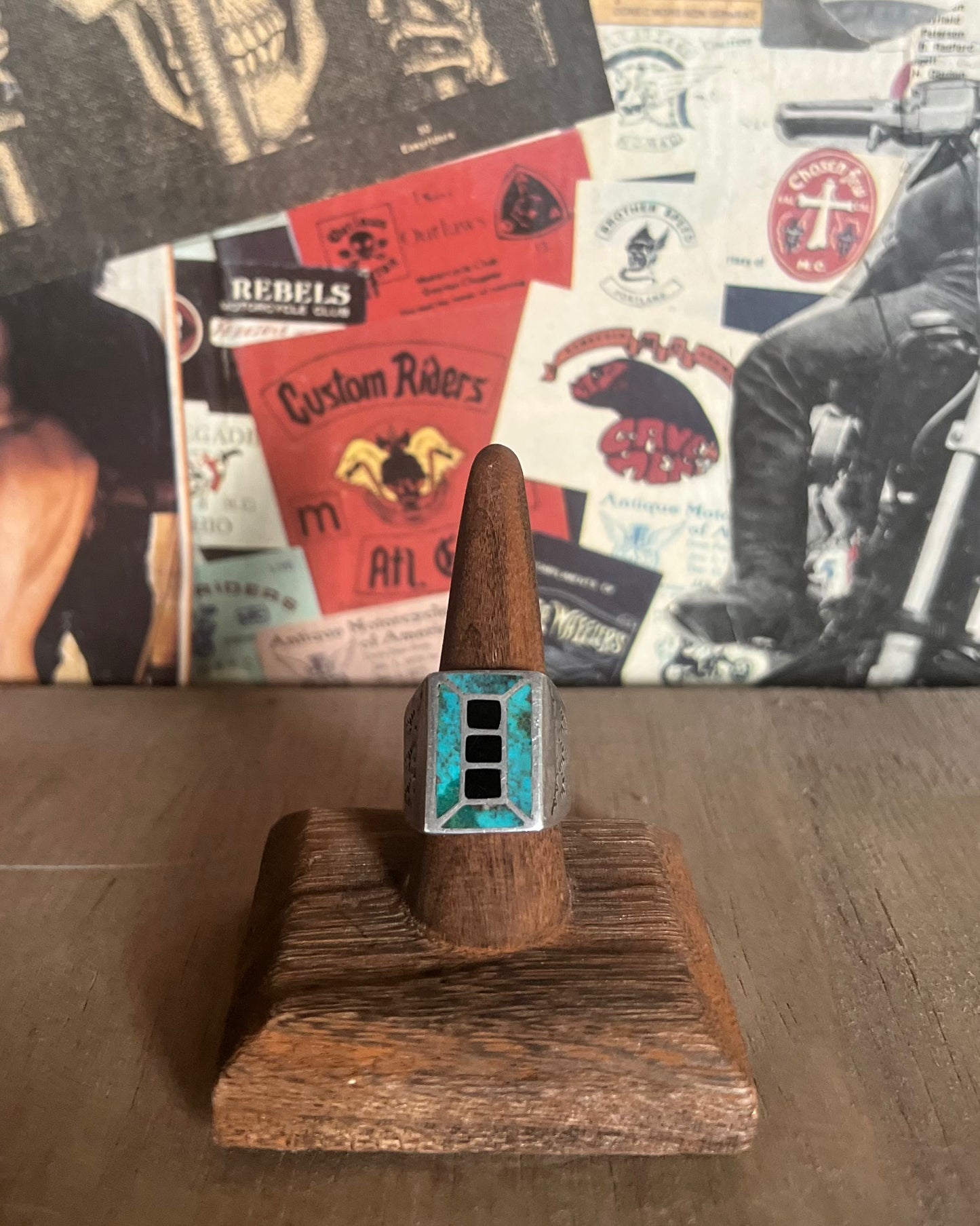 Black 3 Stone Trapezoid Blue Stone Ring