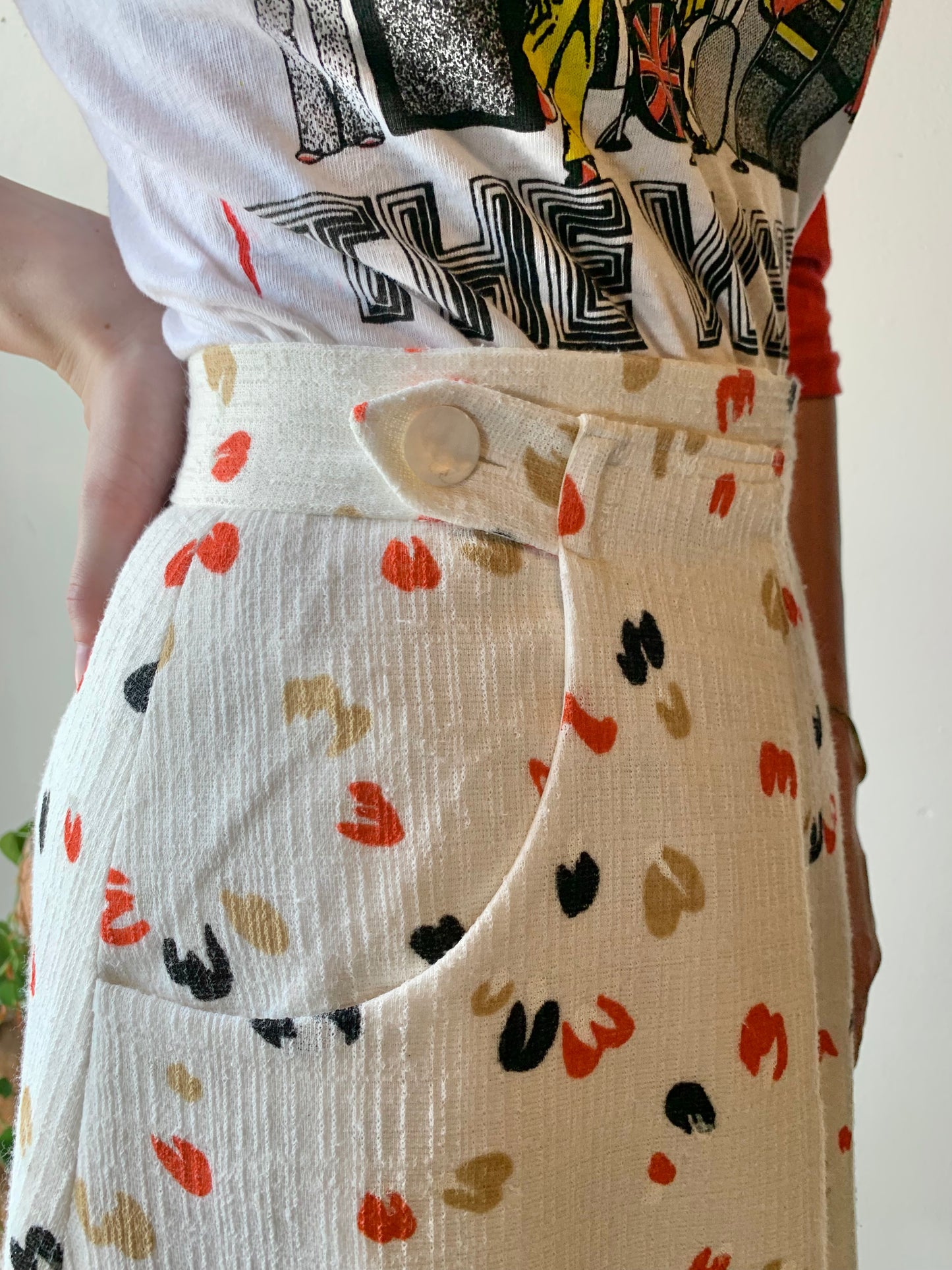 Off White Abstract Printed Skirt w/ Pockets (S)