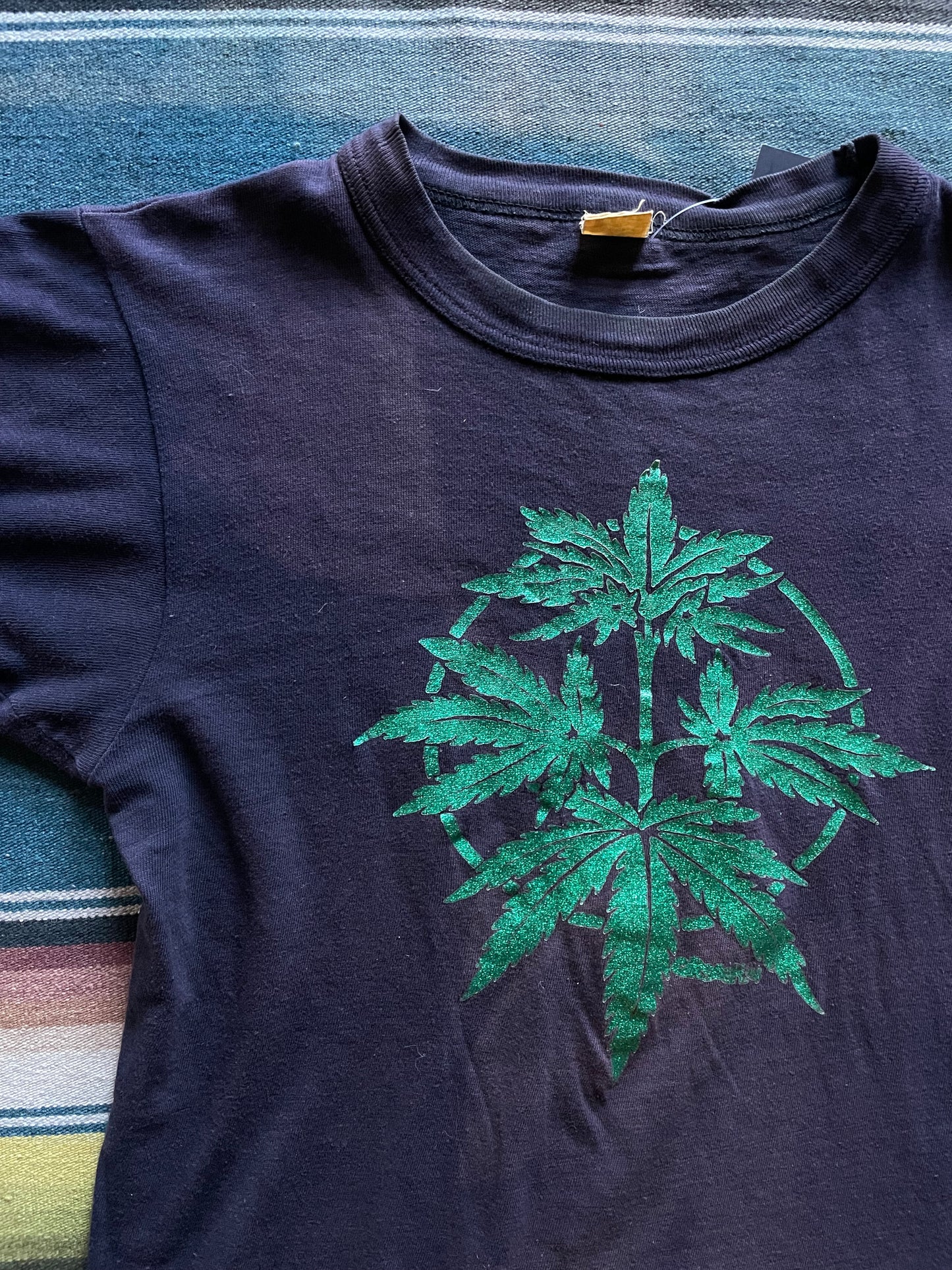 VTG Weed Glitter Tee