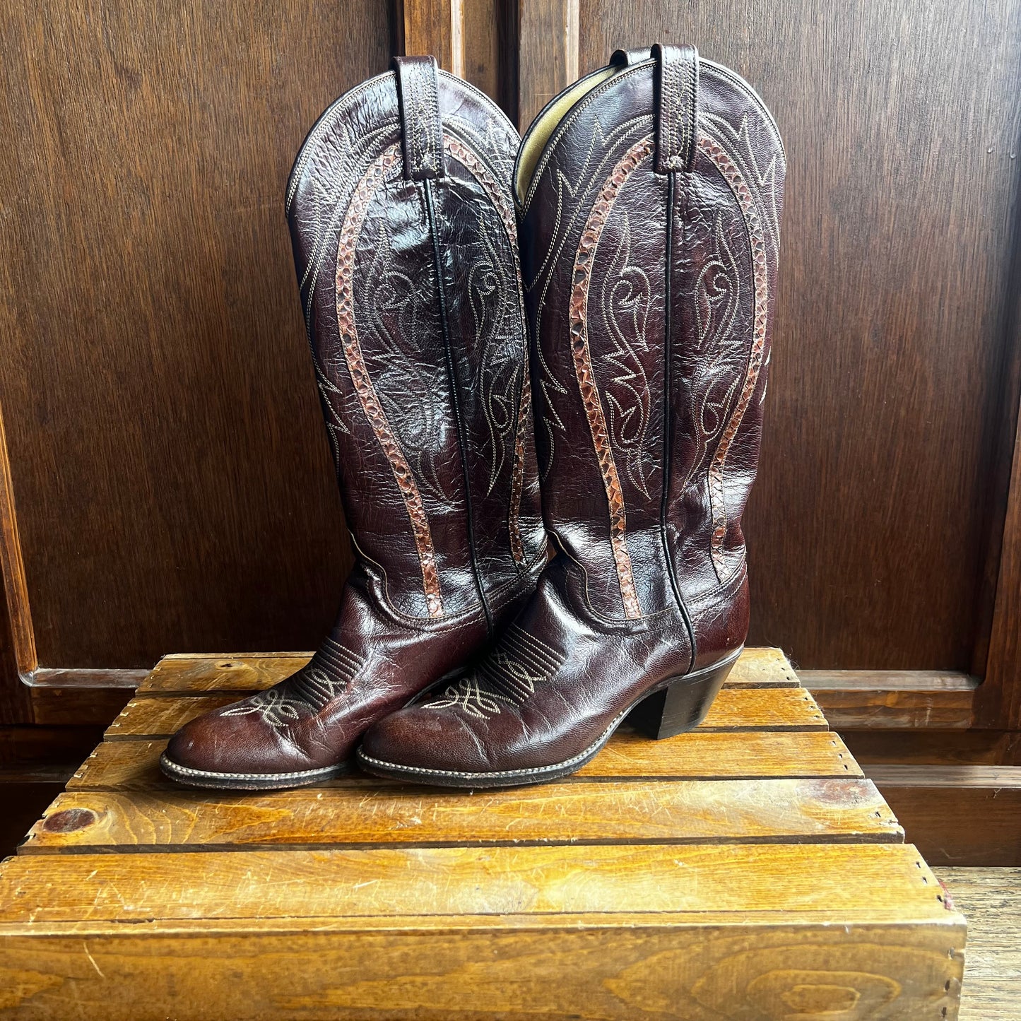 Dan Post Boots Women's Size 6 Cowboy Boots