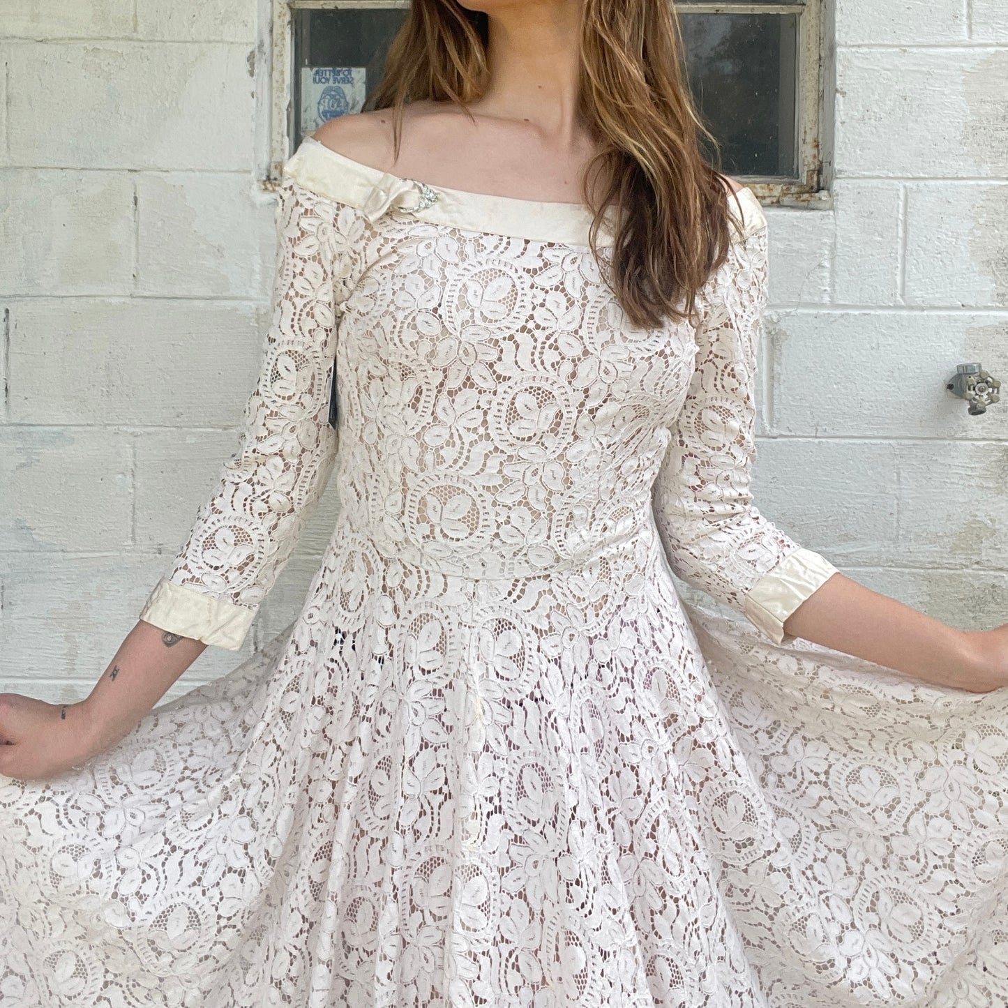 VTG Lace Dress with Satin Collar