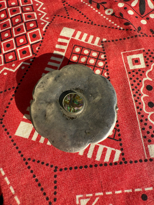 vinatge Mexican sterling and abalone pill box - artist stamped (MA)