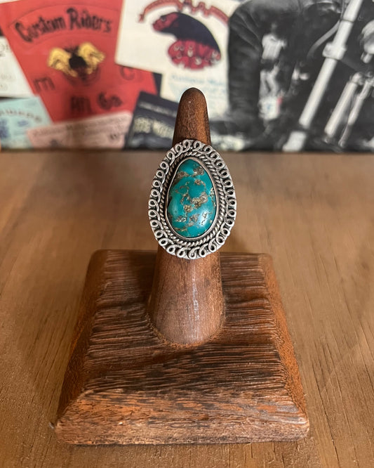 Teardrop Stone & Spiral Braid Setting 3 Prong Ring