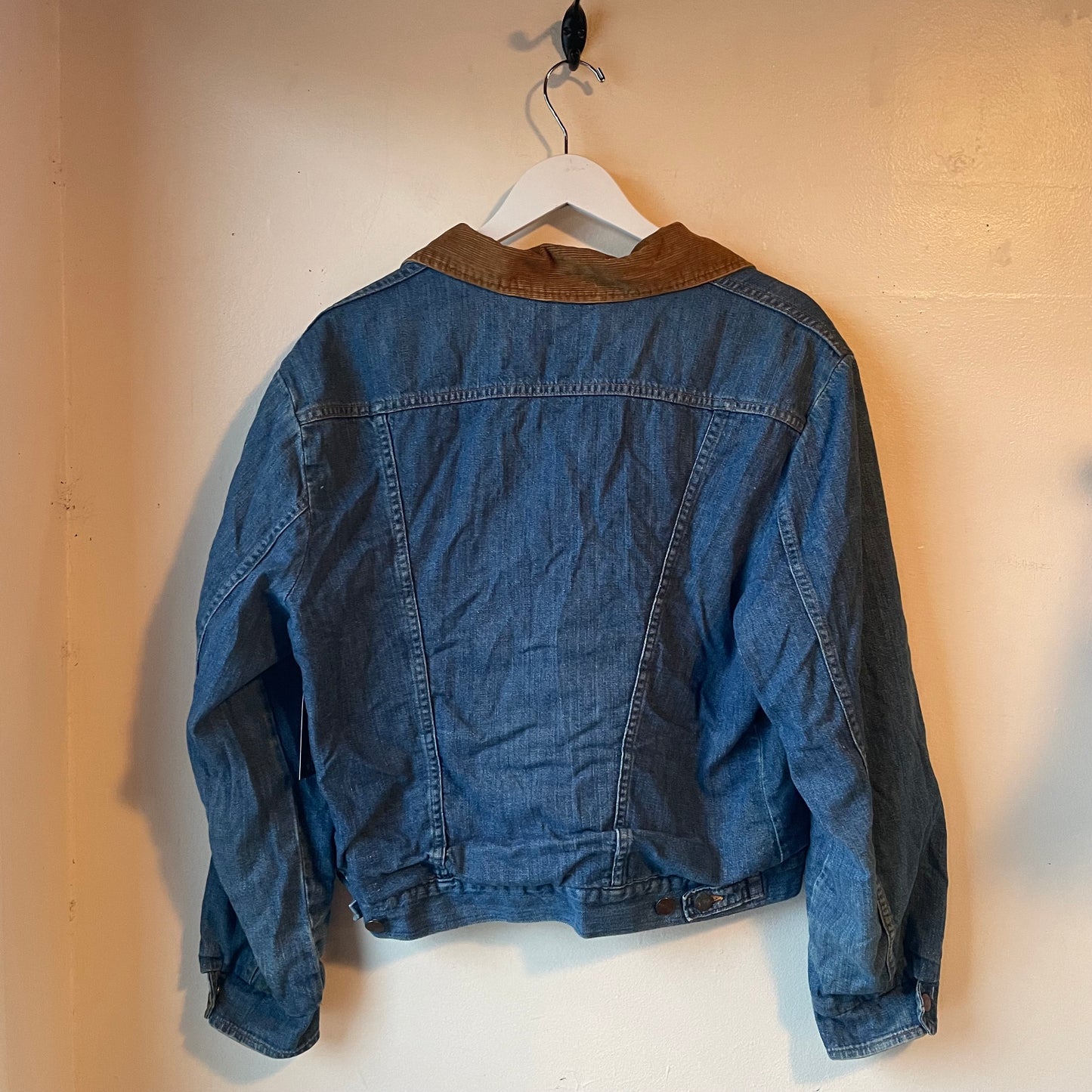 Lined Wrangler Denim Jacket with Corduroy Collar