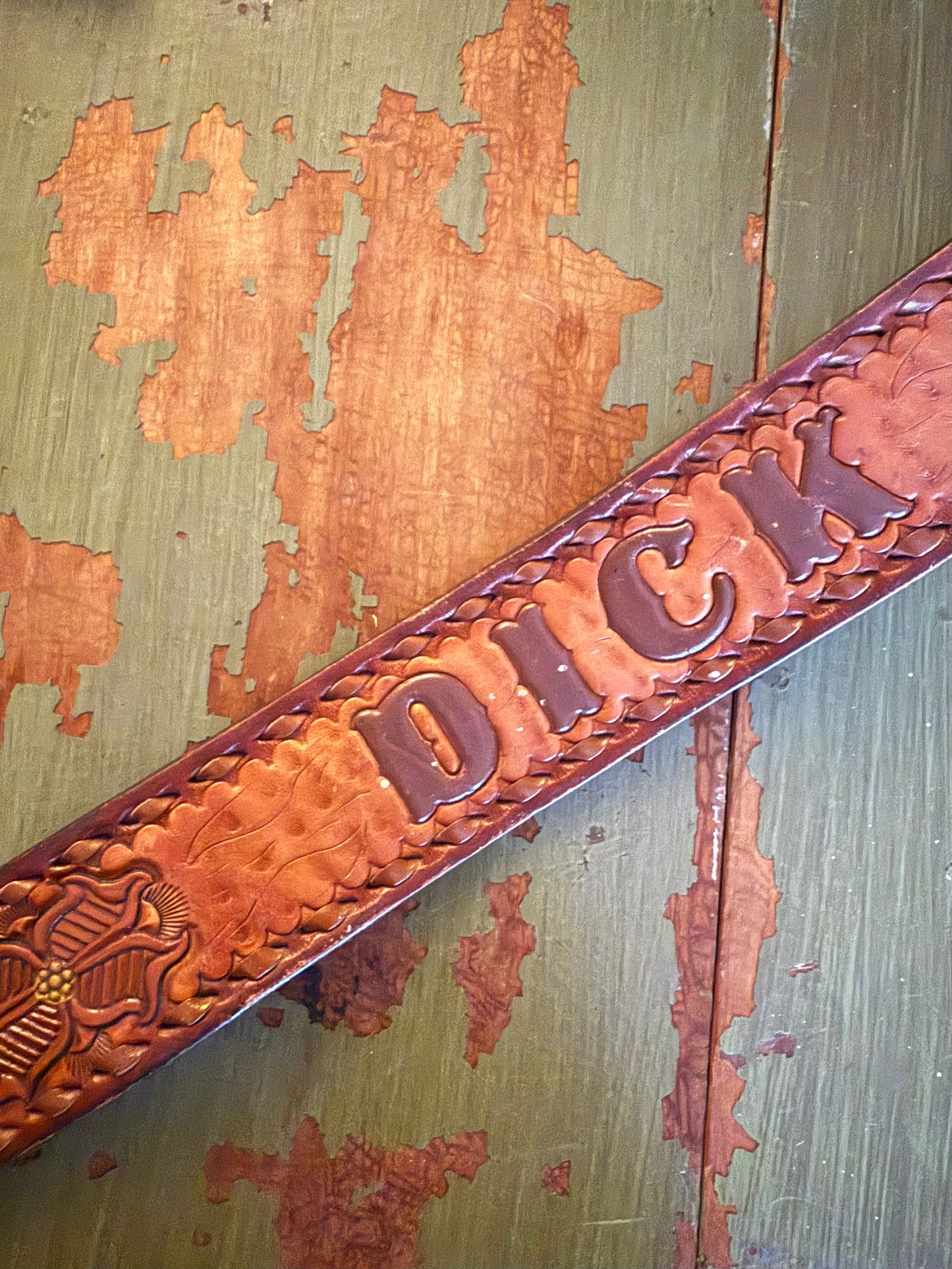 Vintage leather "Dick" belt - no buckle