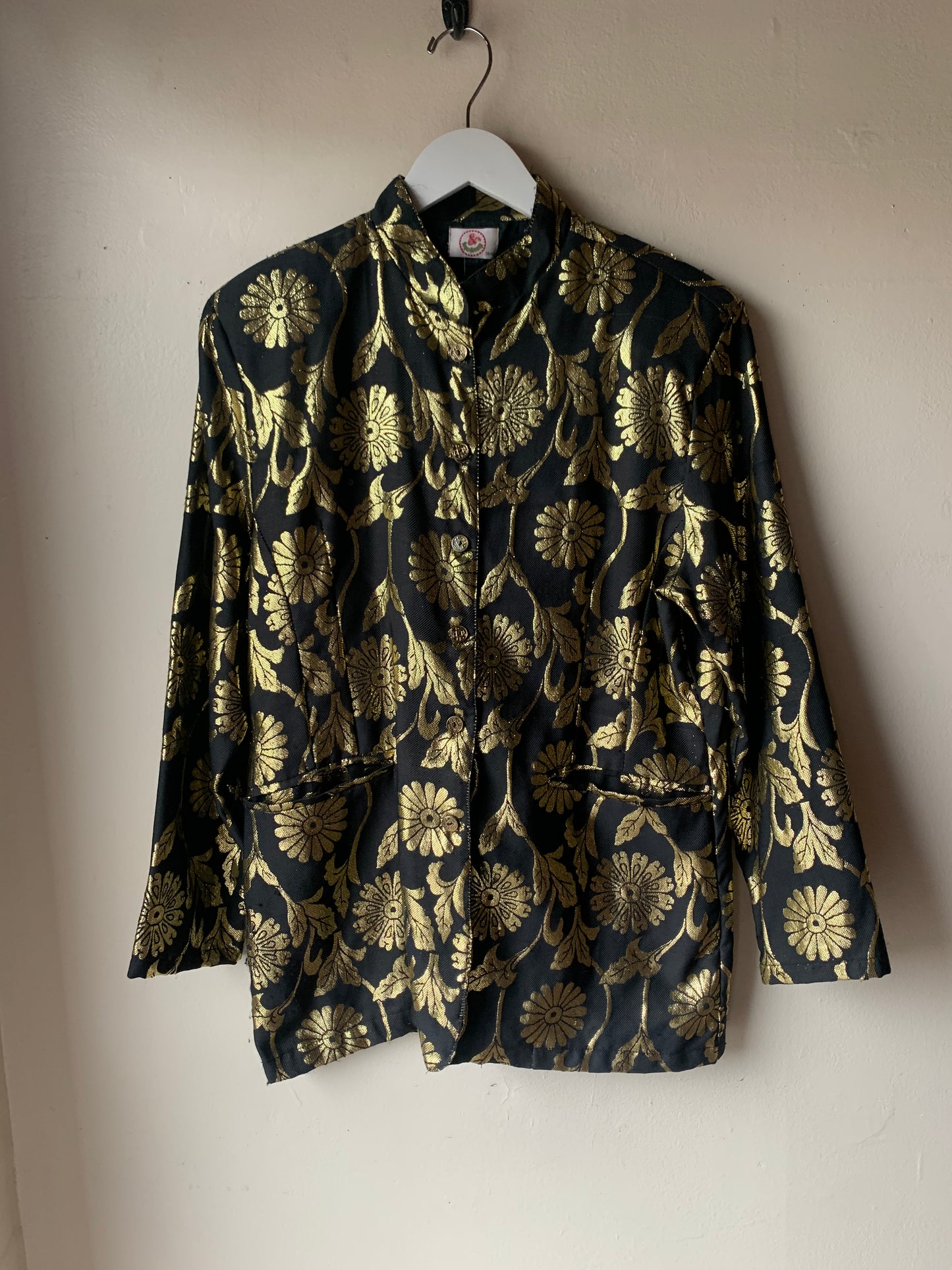 "Free & Easy" Mandarin Collar Gold Lame Jacket