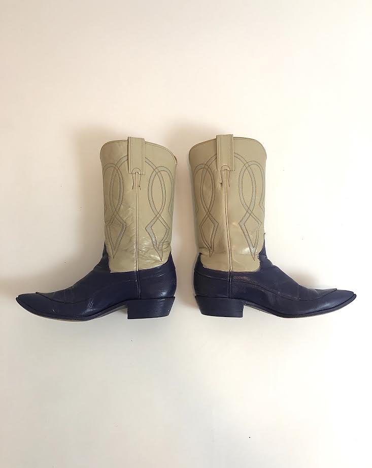 Vtg. Cream & Dark Blue Boots women's 6.5