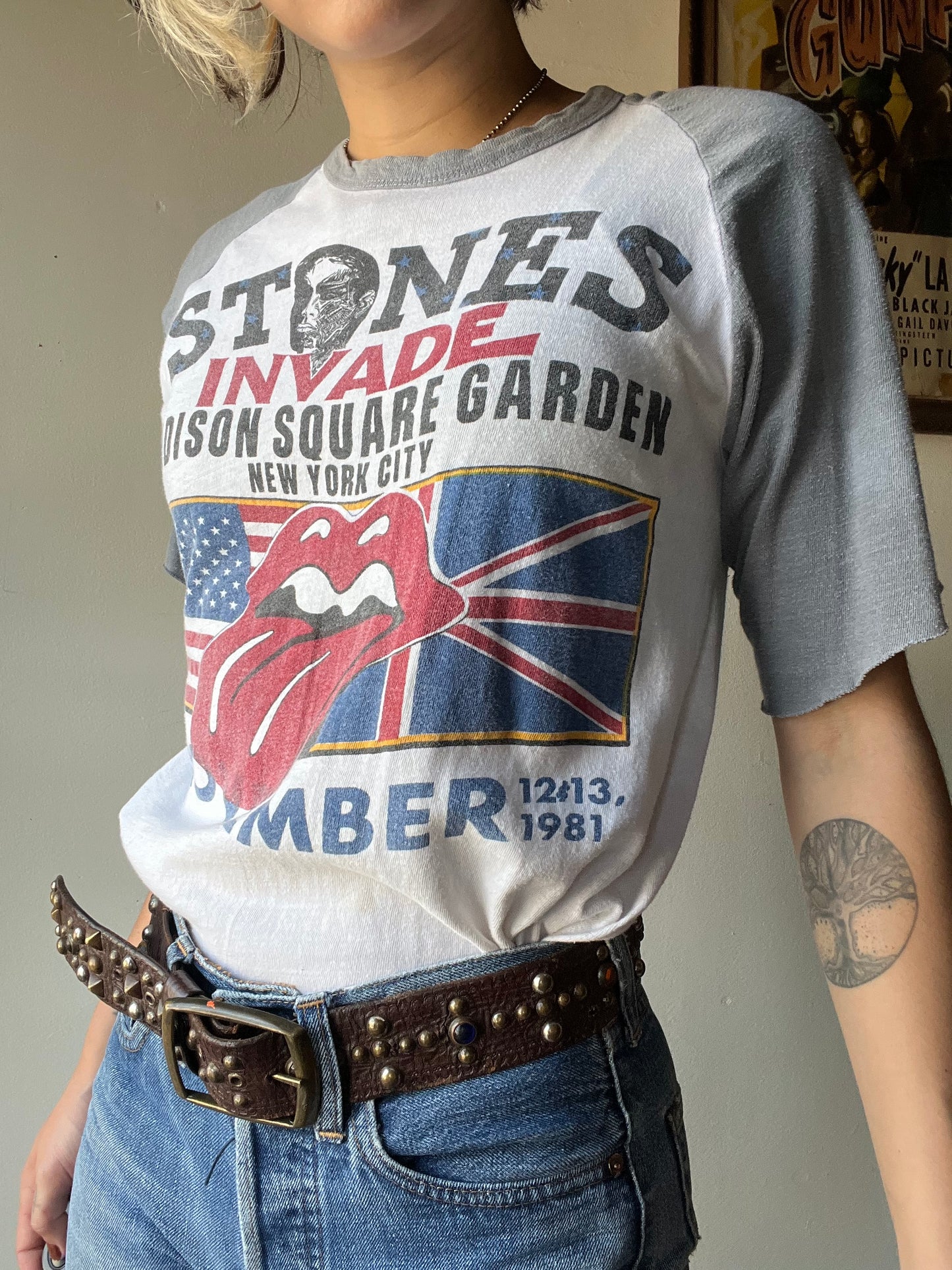1981 ROLLING STONES Madison Square Garden Raglan Tee (S/M)