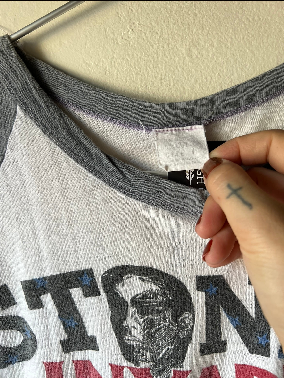 1981 ROLLING STONES Madison Square Garden Raglan Tee (S/M)