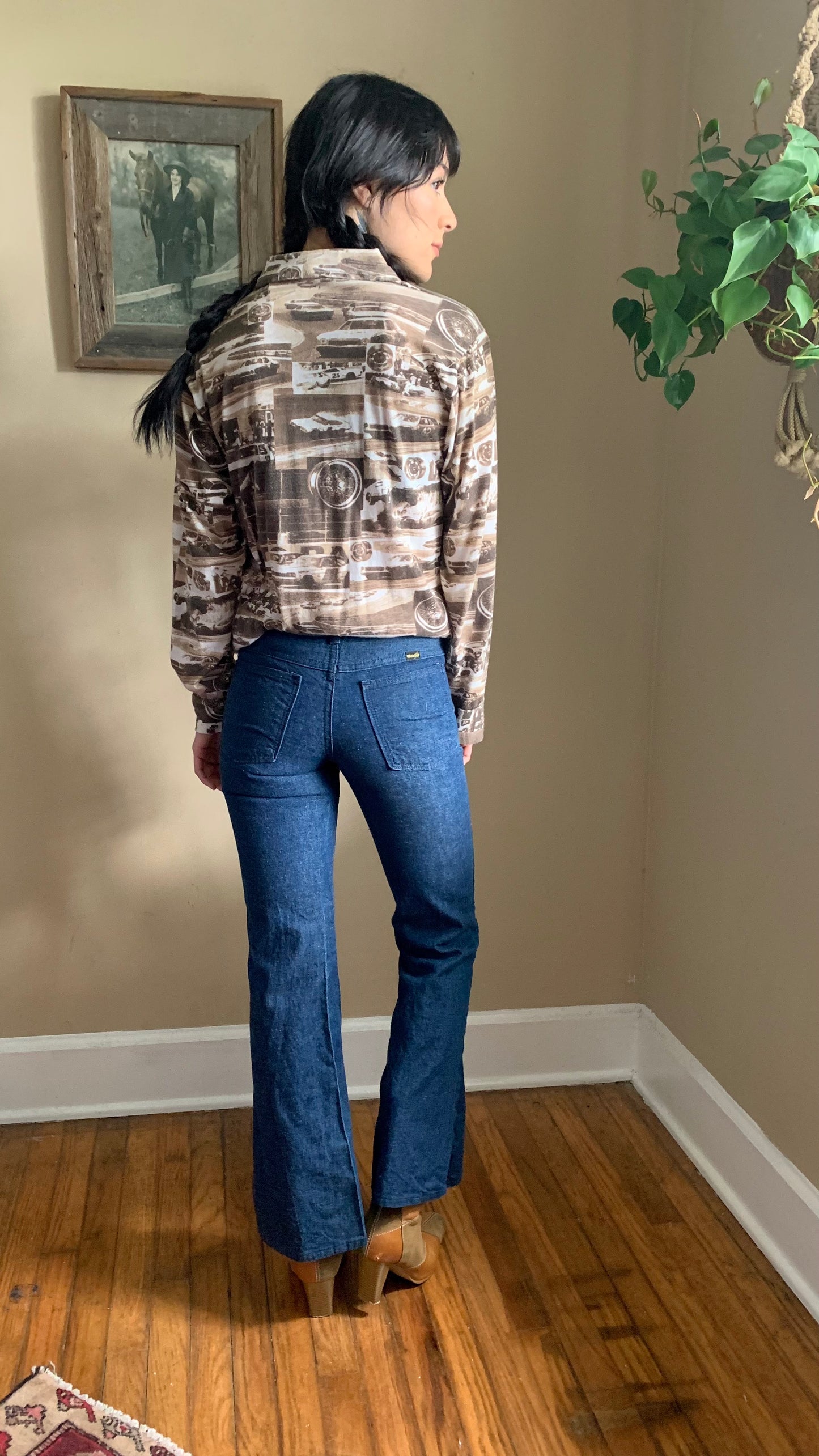 70s Darkwash Wrangler Flare Jeans 26x28 (women's 00)