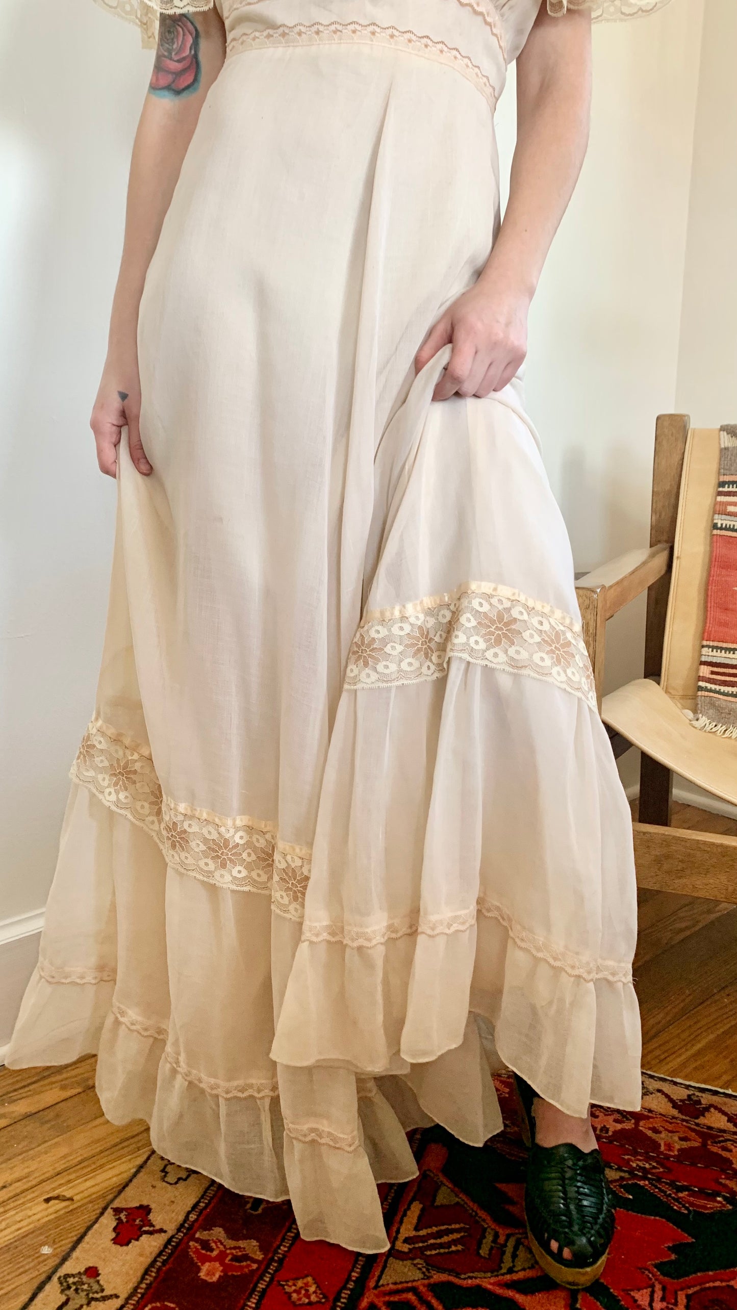 1970s Soft Ecru Off Shoulder Gown (women's 2/4)