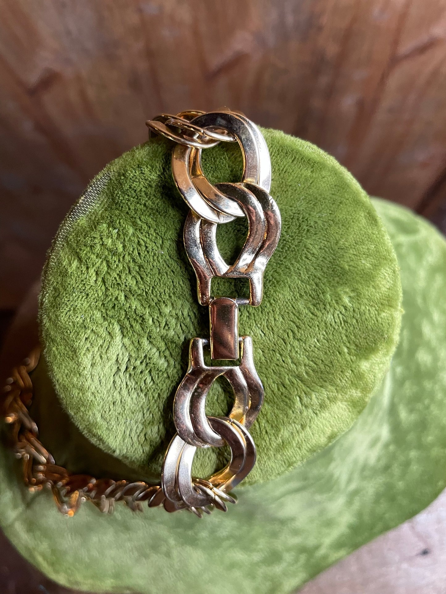 Gold Oversized Chainlink Necklace
