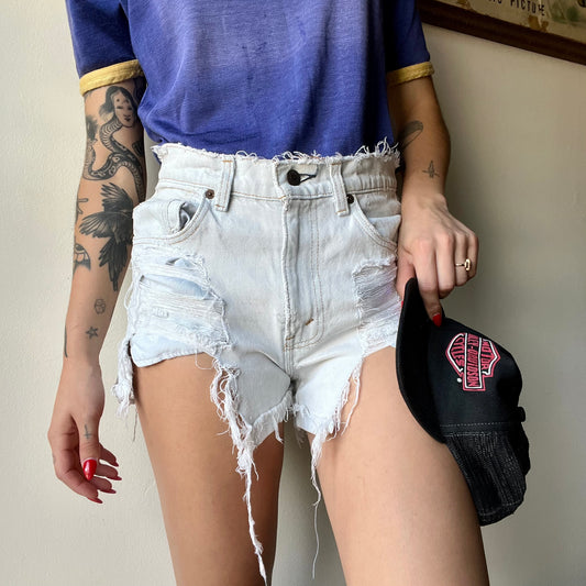 Vtg. Lightwash Thrashed Levi Shorts 30"W (women's 4)