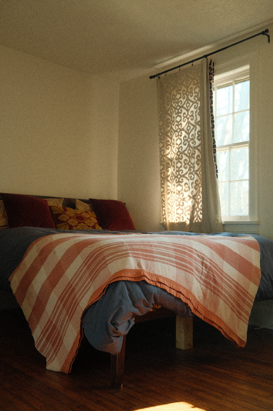 1950s Dusty Rose Beacon Blanket