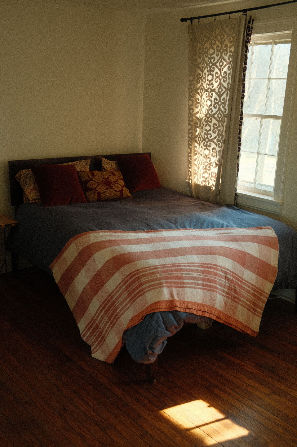 1950s Dusty Rose Beacon Blanket