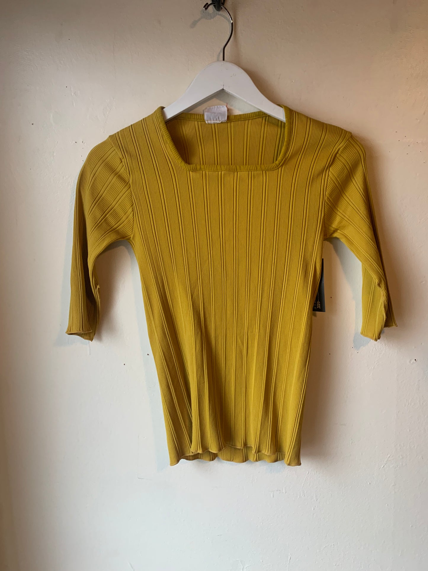 Wunnergirl Mustard 3/4 Sleeve Shirt (XS)