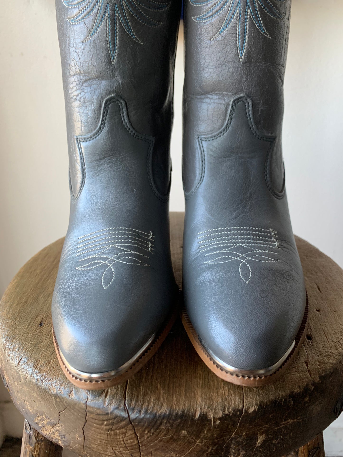 W6.5 Dingo Womens Western Boots Grey Leather