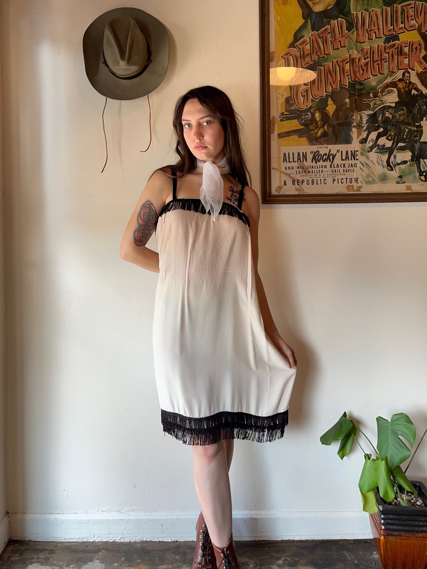 Vintage Baby Pink Velvet Flapper Dress (M)