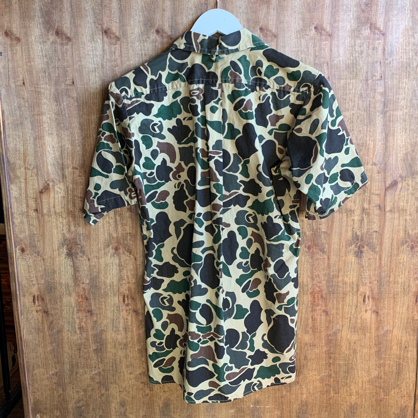 ESEK Airlines Camo Button Down Shirt (S)