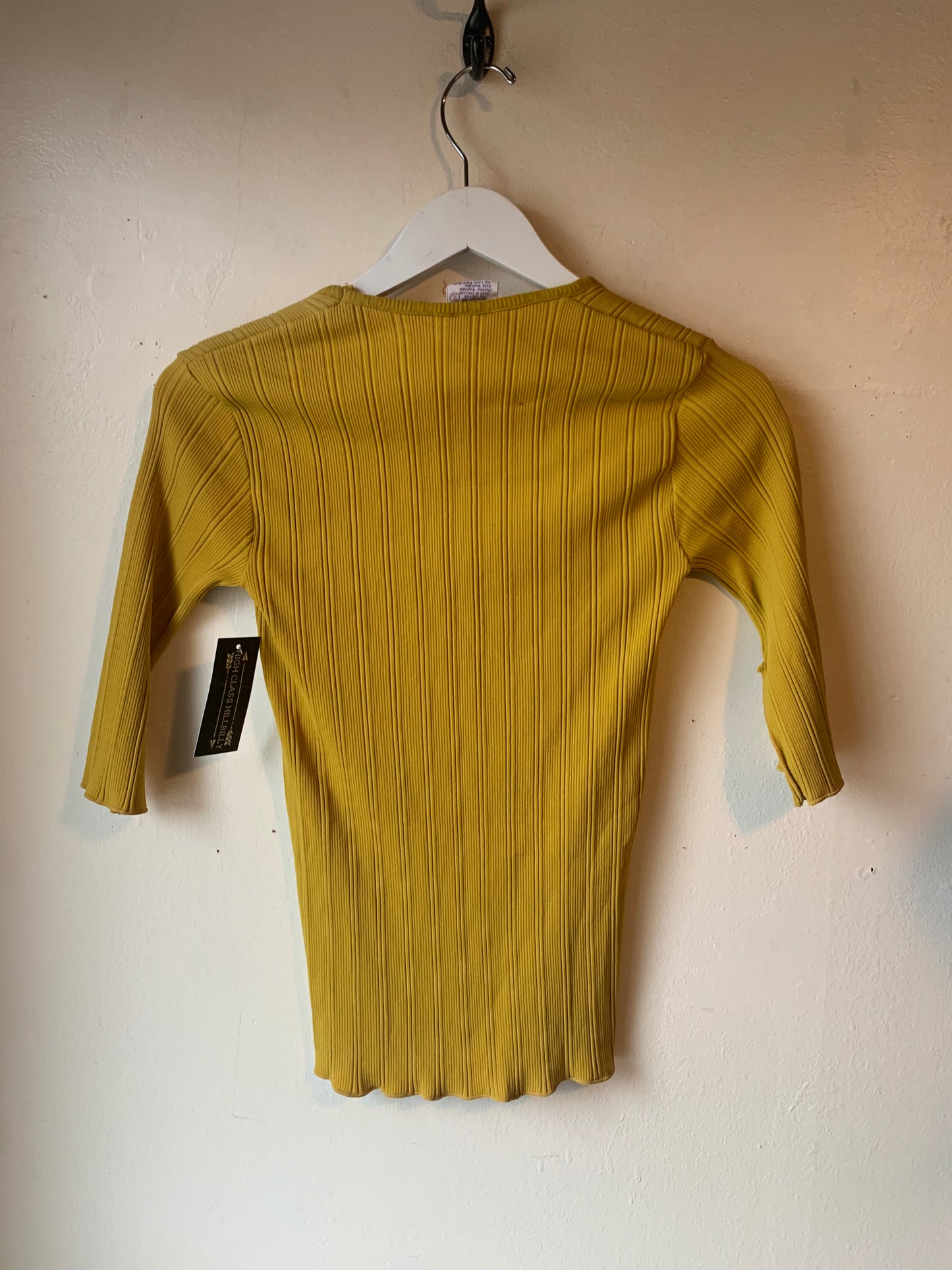 Wunnergirl Mustard 3/4 Sleeve Shirt (XS)