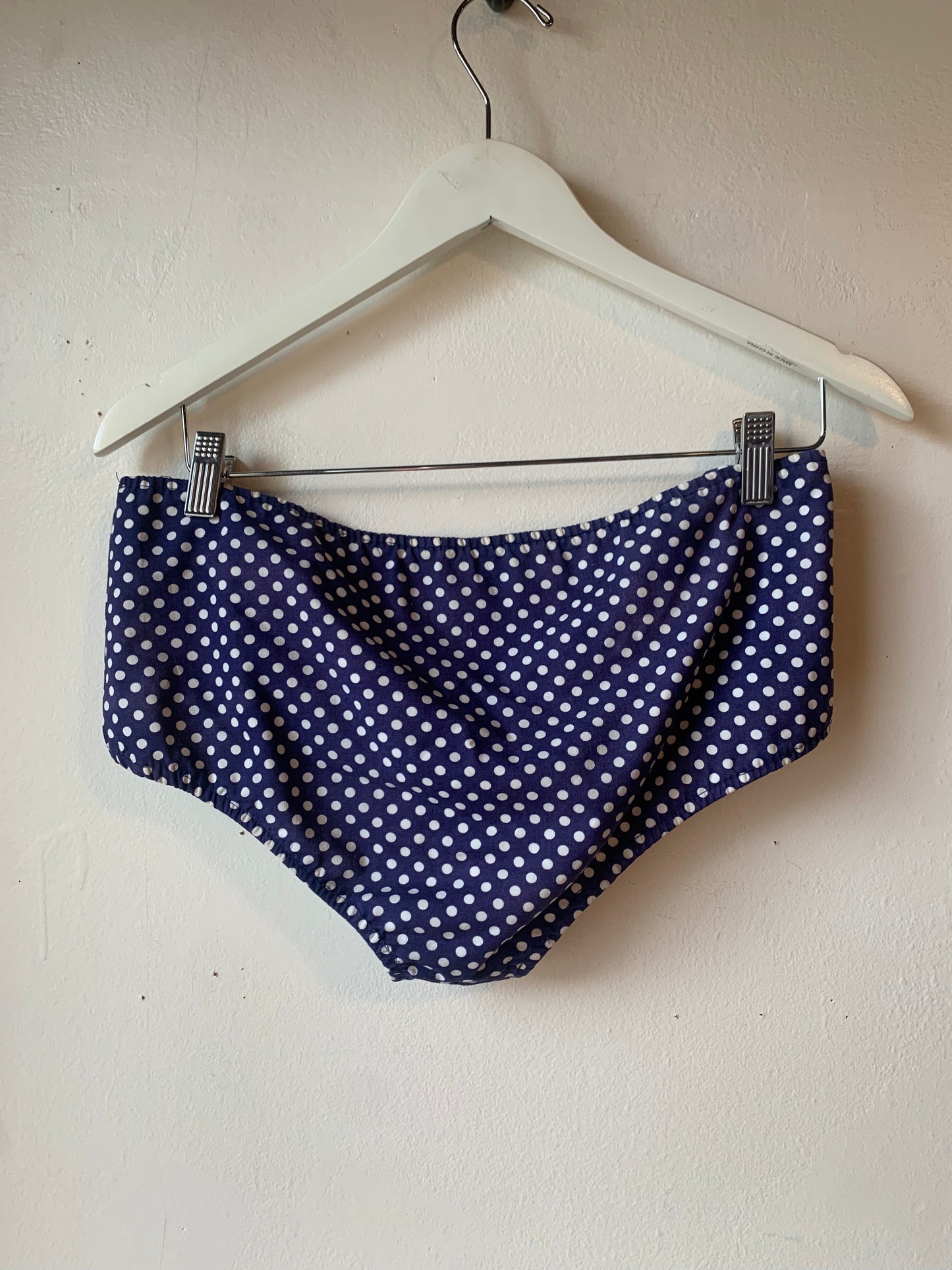 Vtg. Blue Polkadot Swimsuit (S/M)