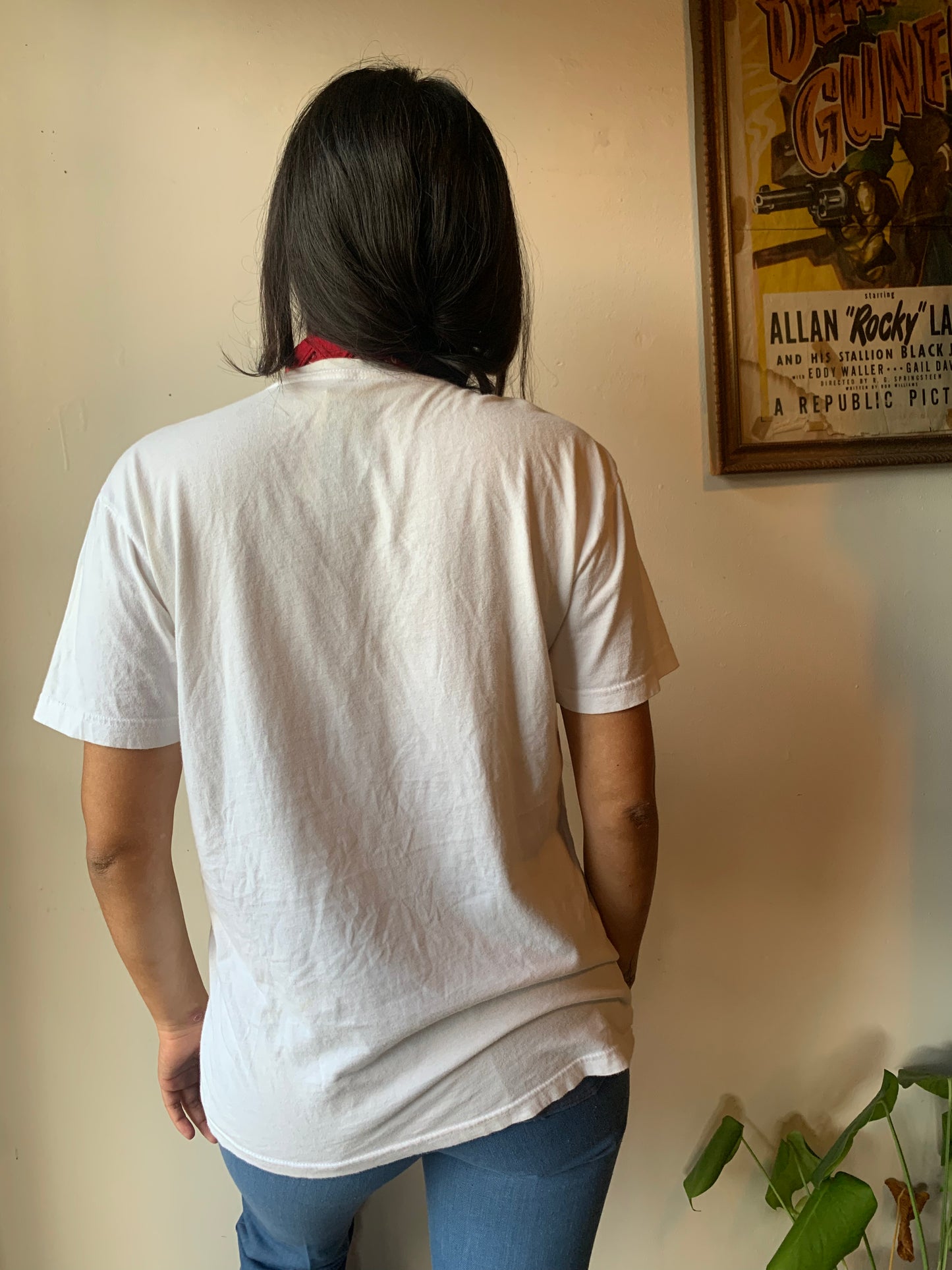 Vtg. Young Larry David White Tee (M/L)