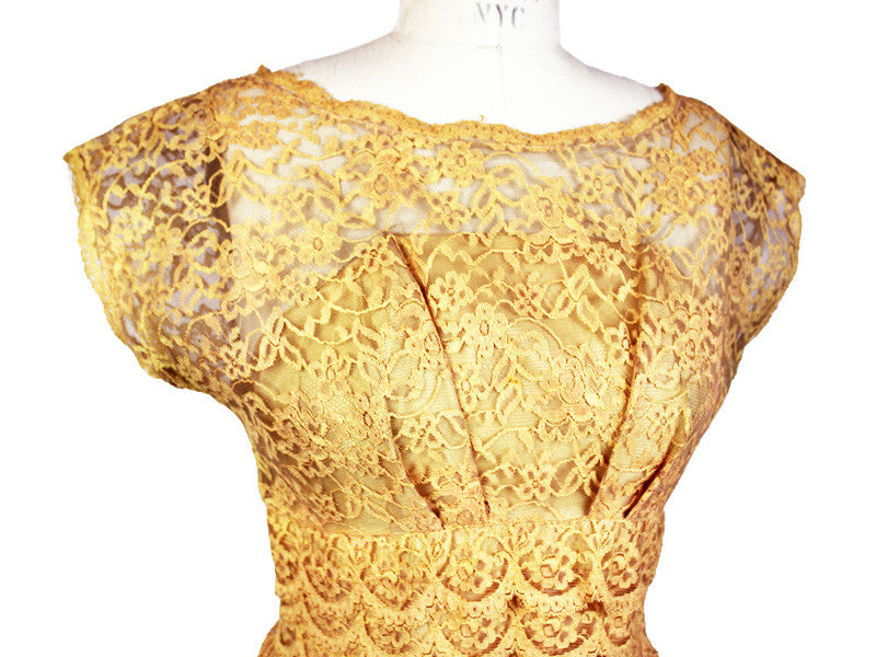 1950s Peach Lace Dress (M)